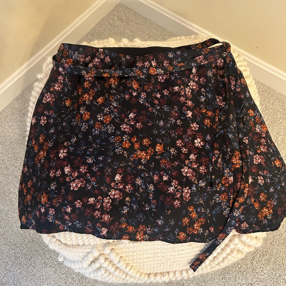 Abercrombie & Fitch Black Floral A-Line Skirt
